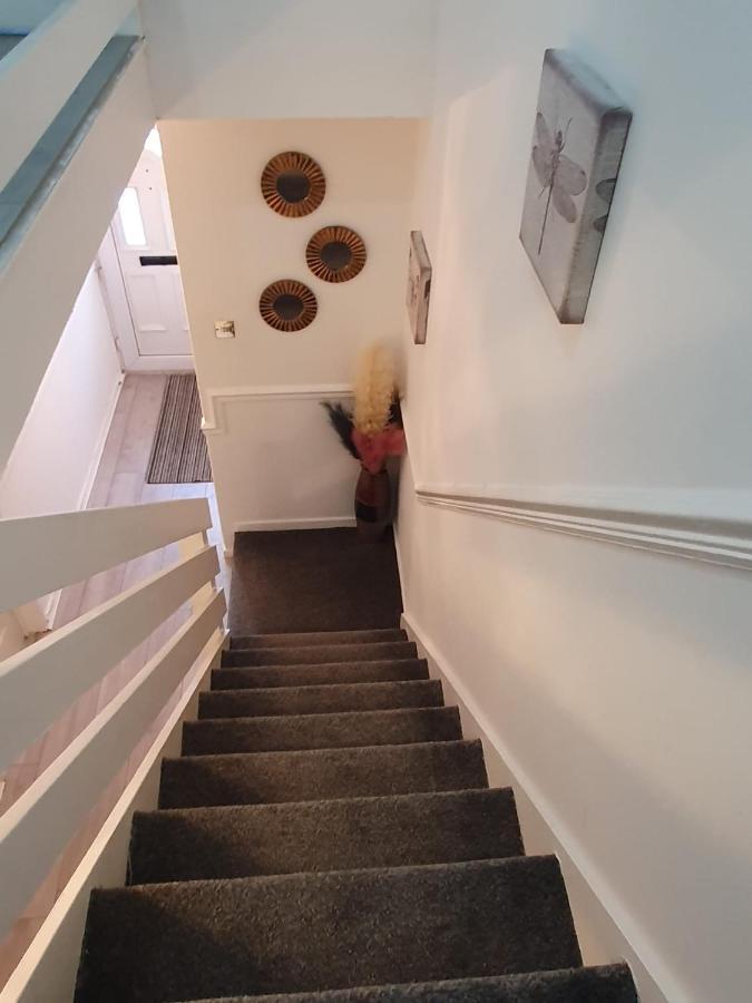 Bv Luxury Spacious 3 Bedroom House At Isaac Close Manchester Eksteriør billede