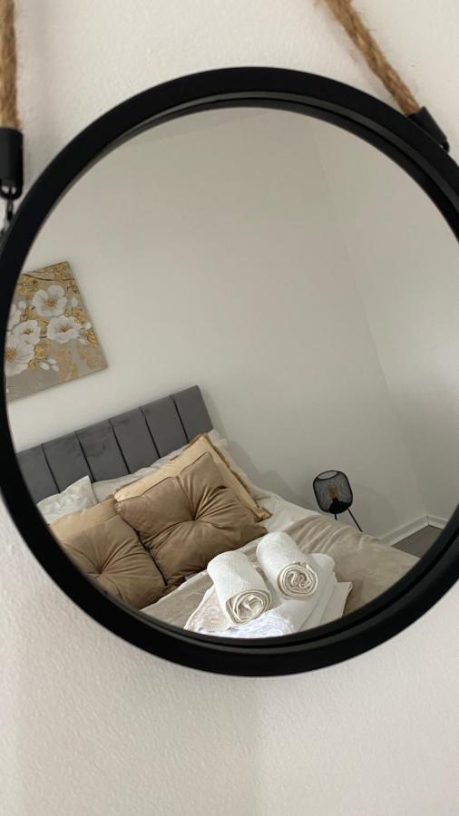Bv Luxury Spacious 3 Bedroom House At Isaac Close Manchester Eksteriør billede
