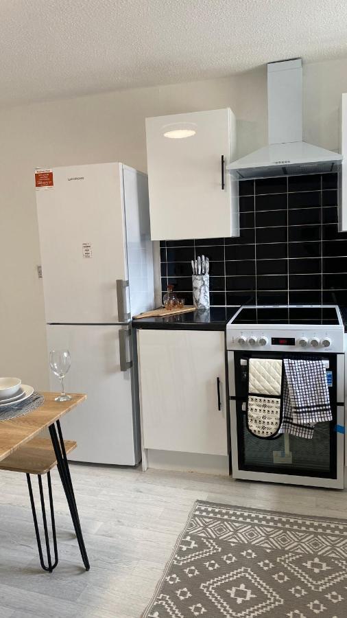 Bv Luxury Spacious 3 Bedroom House At Isaac Close Manchester Eksteriør billede
