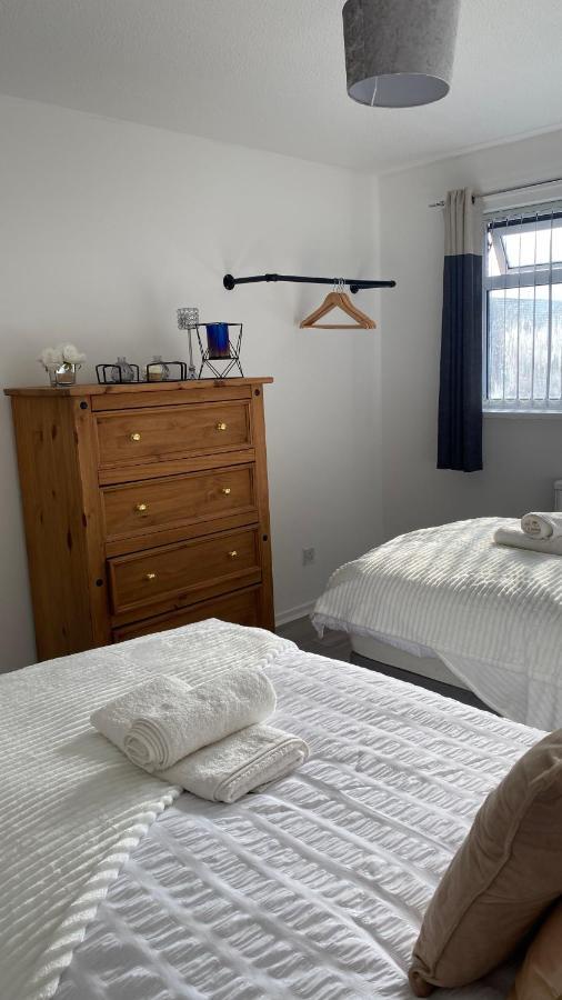 Bv Luxury Spacious 3 Bedroom House At Isaac Close Manchester Eksteriør billede