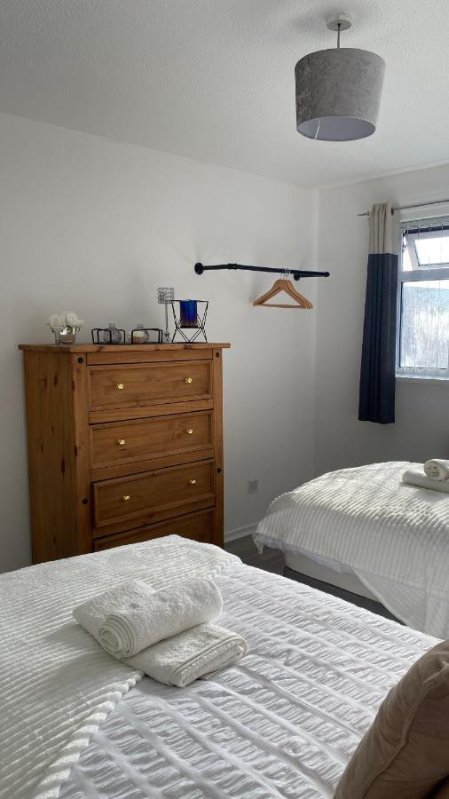 Bv Luxury Spacious 3 Bedroom House At Isaac Close Manchester Eksteriør billede